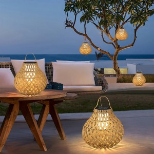 Eco-Friendly Solar Rattan Anyaman lantera pikeun Kebon