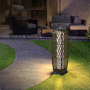 Wicker Outdoor Solar Floor Lamp for Patio