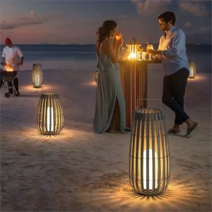 Outdoor Decorative Solar Lanterns