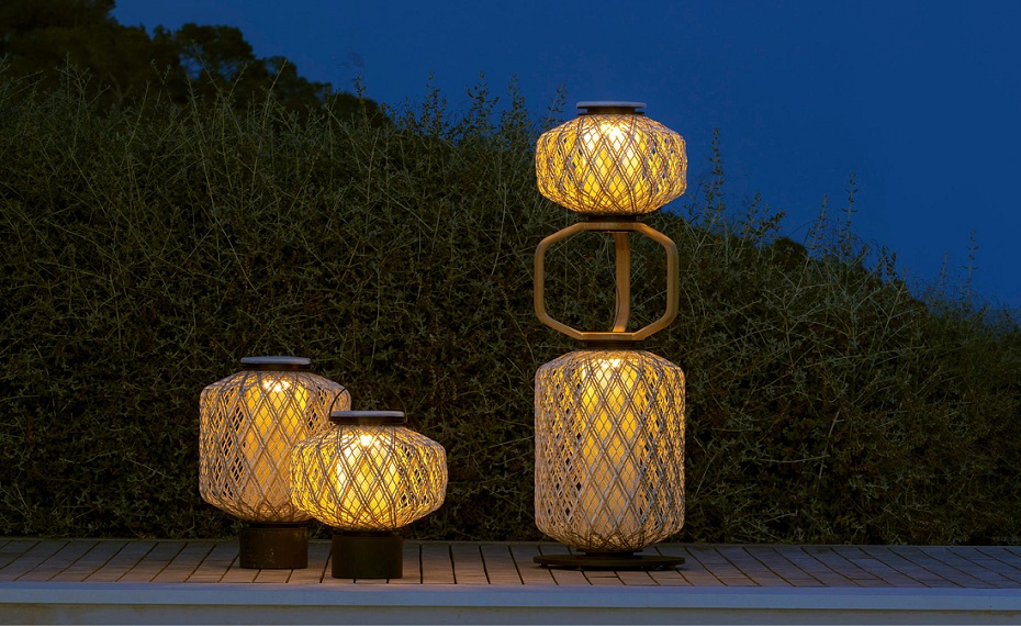 Solar garden lanterns