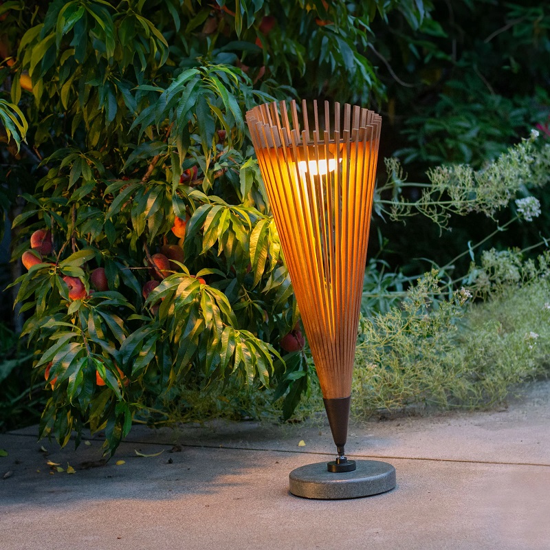 outdoor solar lights for yard