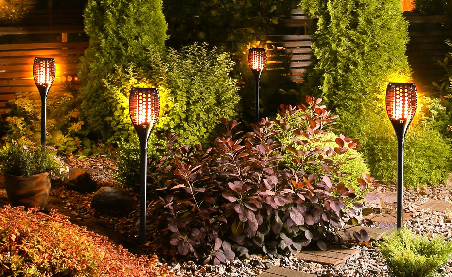 How to Install Garden Lights: A Step-by-Step Guide | XINSANXING