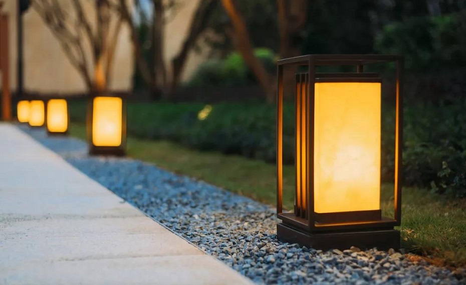 Top Reasons to Install Outdoor Garden Lights