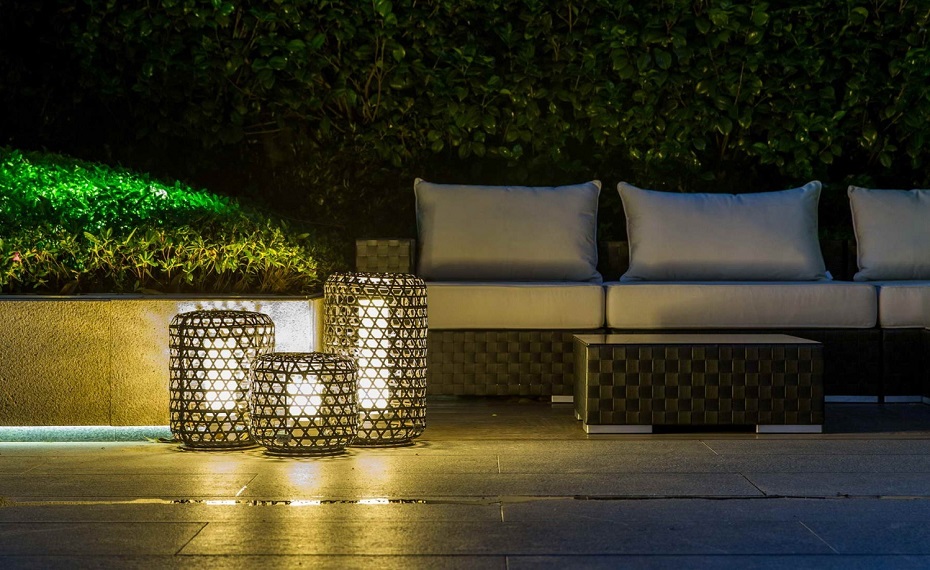 Novel Lamps That Match Outdoor Furniture